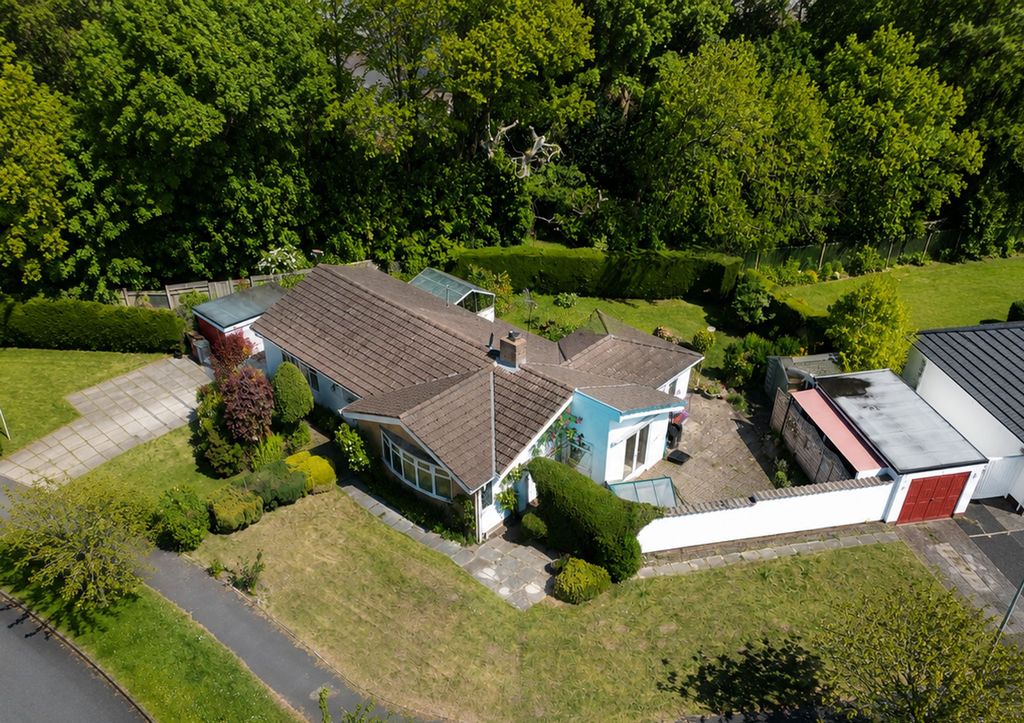 Property photo 1 of 30
