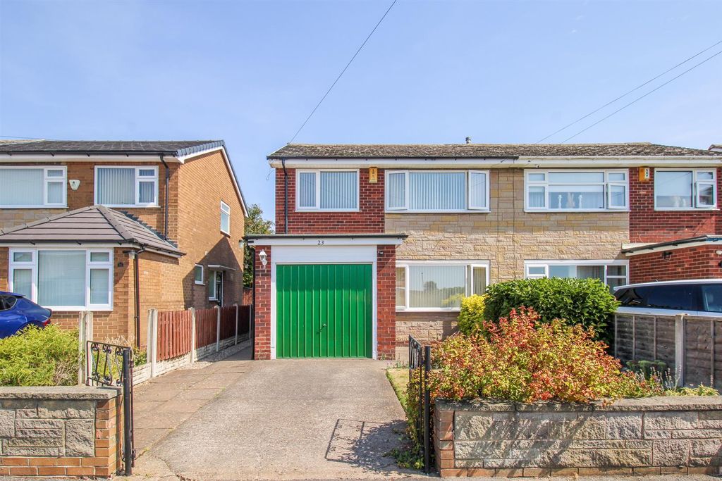 Property photo 1 of 11