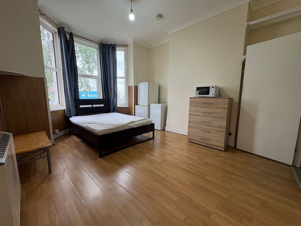 Property photo 1 of 3 Img_7538