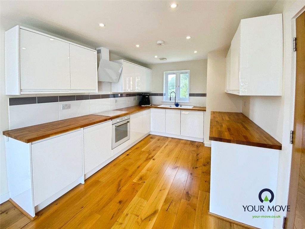 Property photo 3 of 26 Picture No. 47