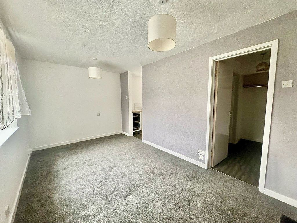 Property photo 2 of 4 Picture No. 02