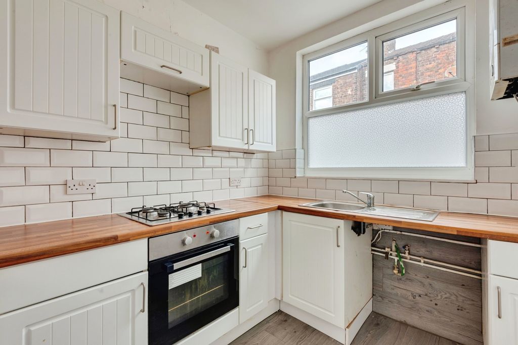 Property photo 2 of 20 Pbox-Img.Jpg