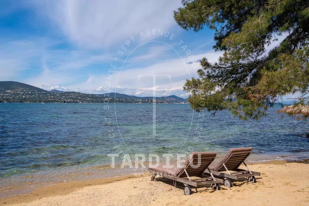 Property photo 1 of 8 Villa With Sea Access At The Gates Of Saint-Tropez