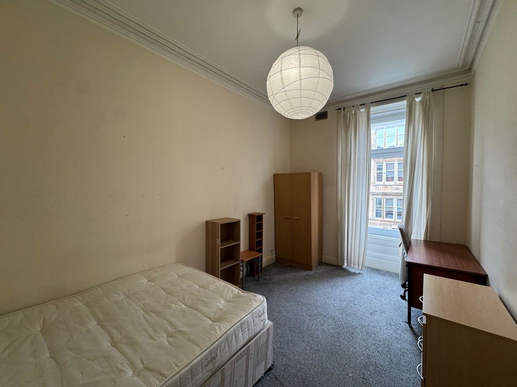 Property photo 3 of 8 Photo 16