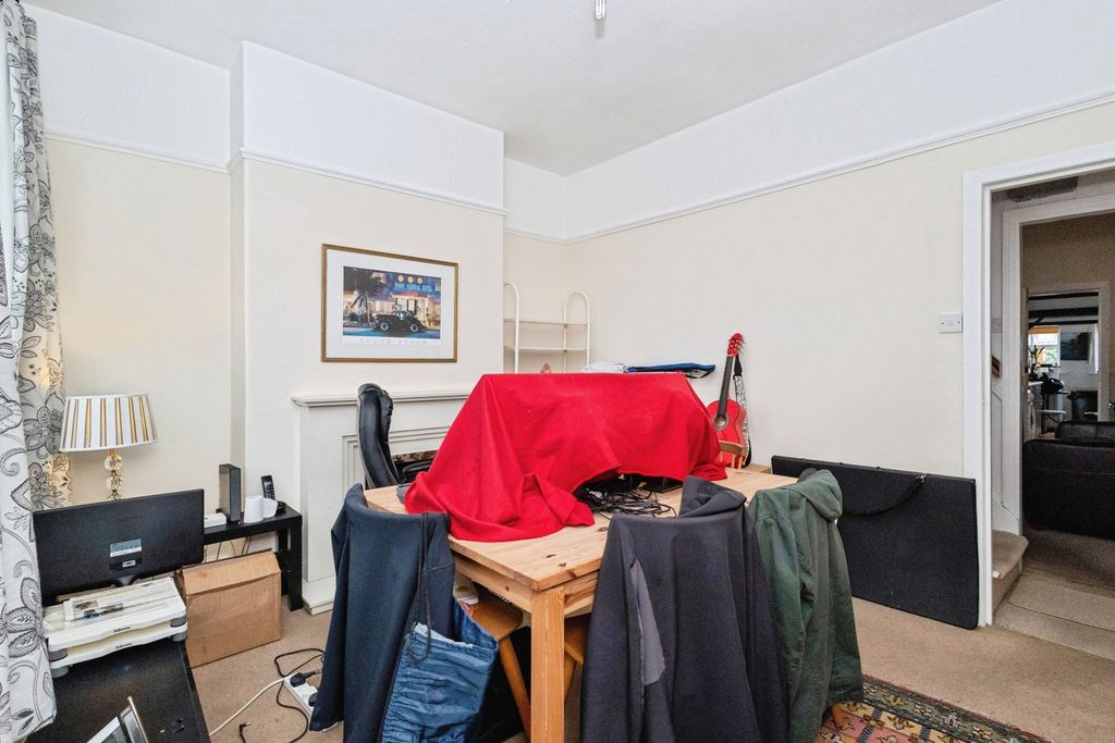 Property photo 3 of 17 Photo