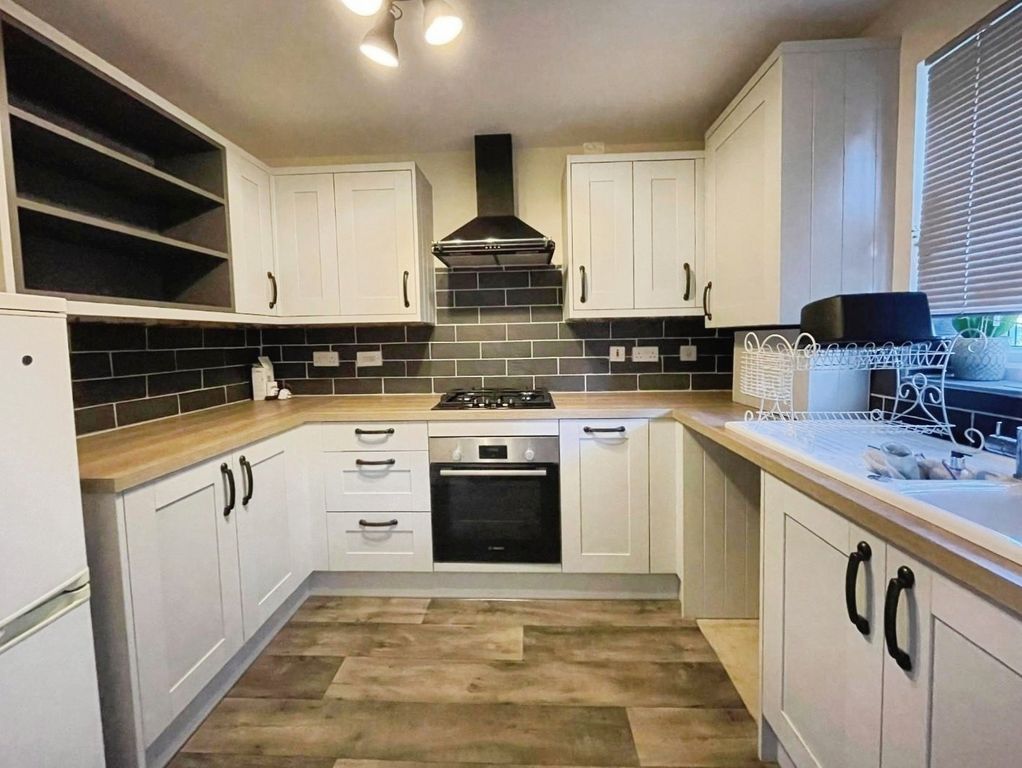 Property photo 2 of 15 Pbox-Img.Jpg