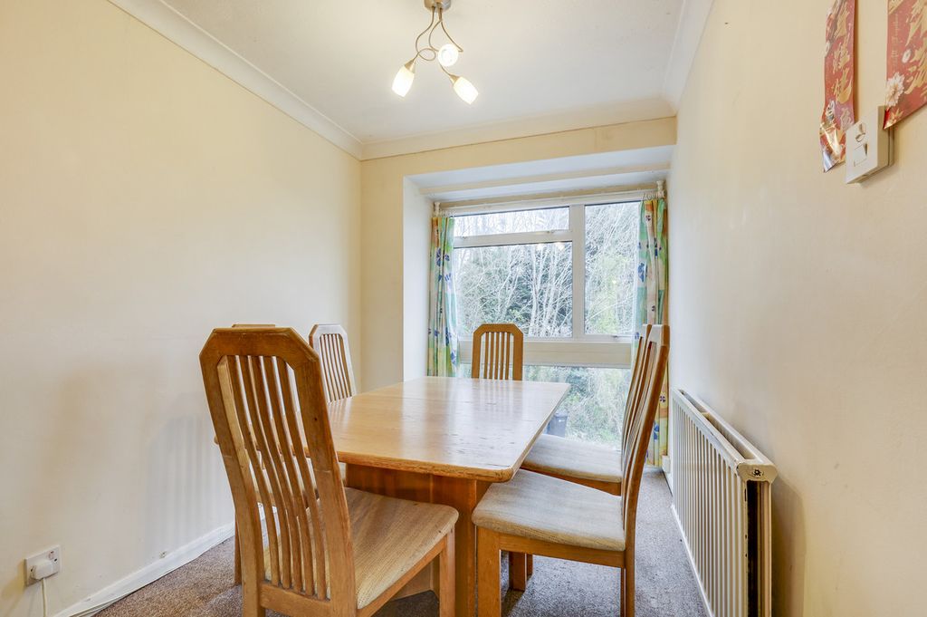 Property photo 3 of 21