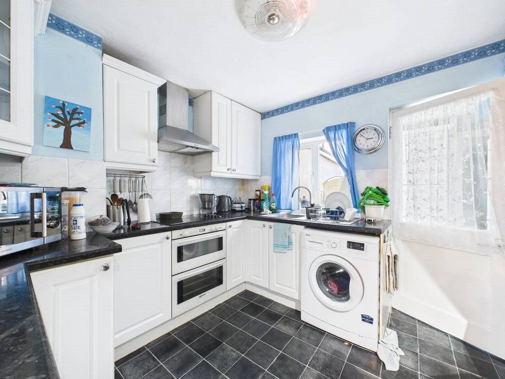 Property photo 3 of 4 Picture No. 04