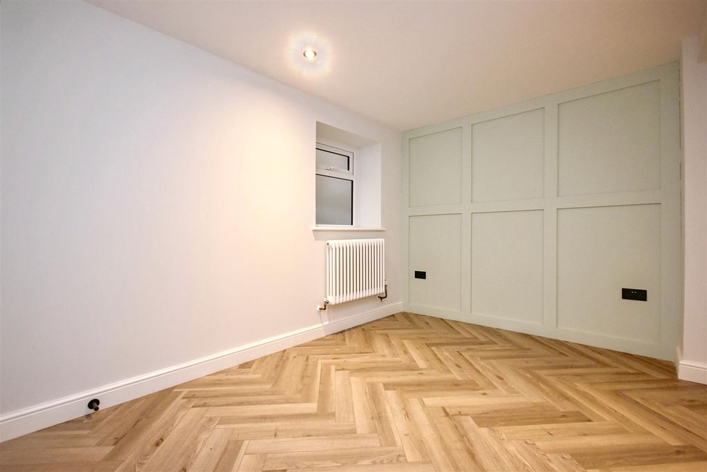 Property photo 3 of 8 Dsc_5596.Jpg