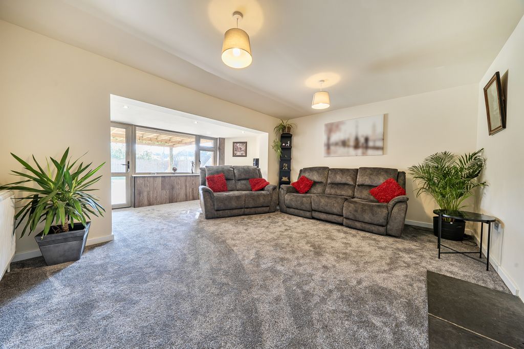 Property photo 2 of 24 Living Room