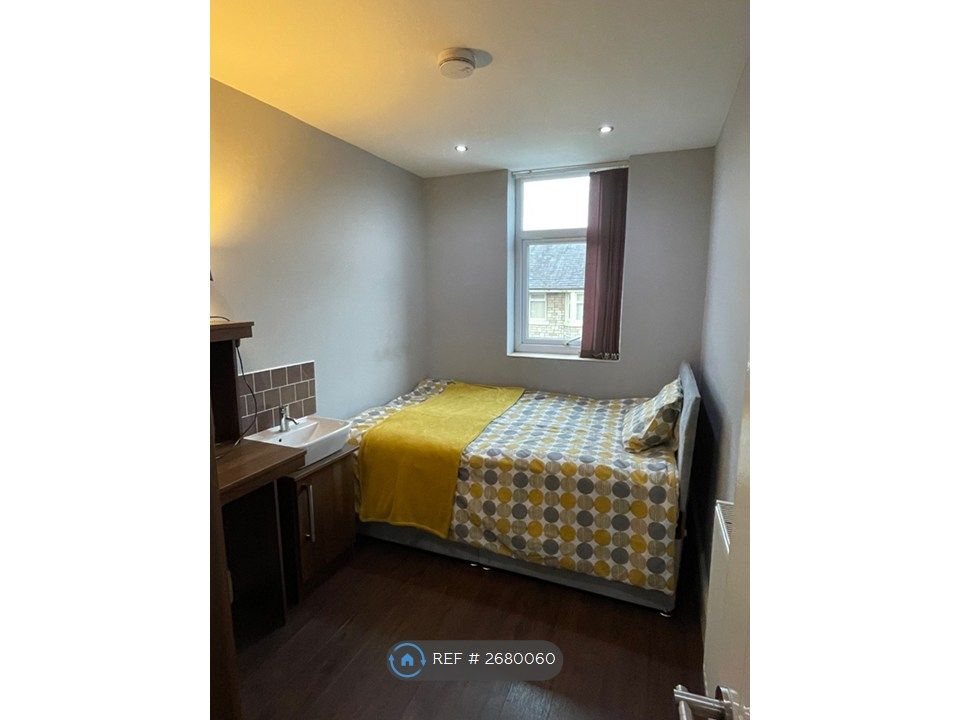 Property photo 1 of 3 Room 1