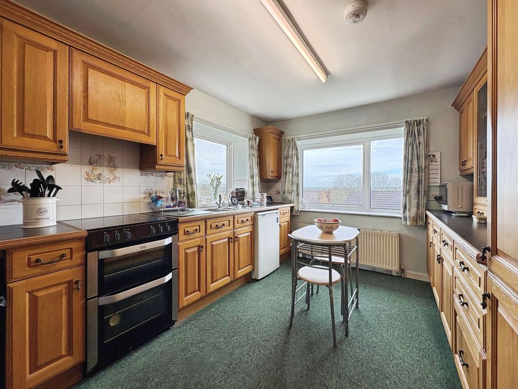 Property photo 2 of 30 514E17Ca-17