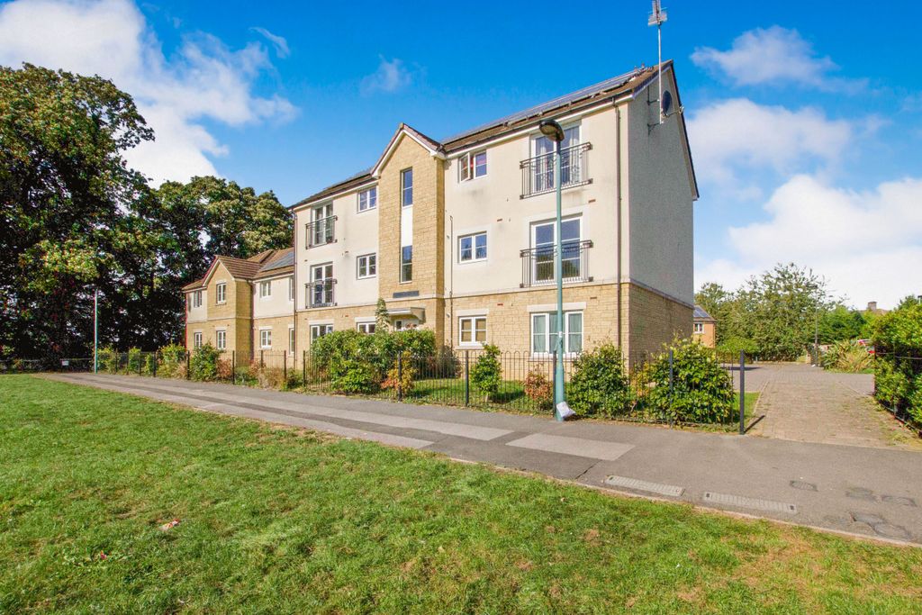 Property photo 3 of 8 3.Jpg