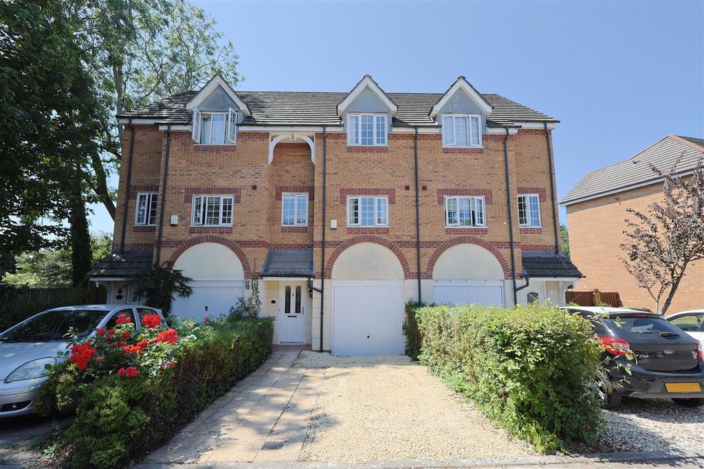 Property photo 1 of 25 CC Fe.Jpg