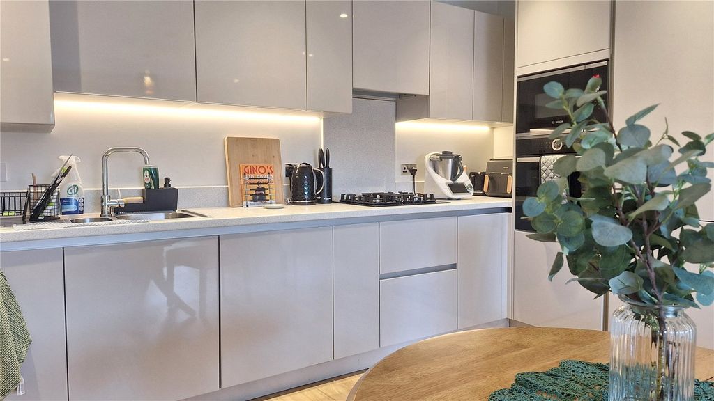 Property photo 3 of 19 Picture No. 26