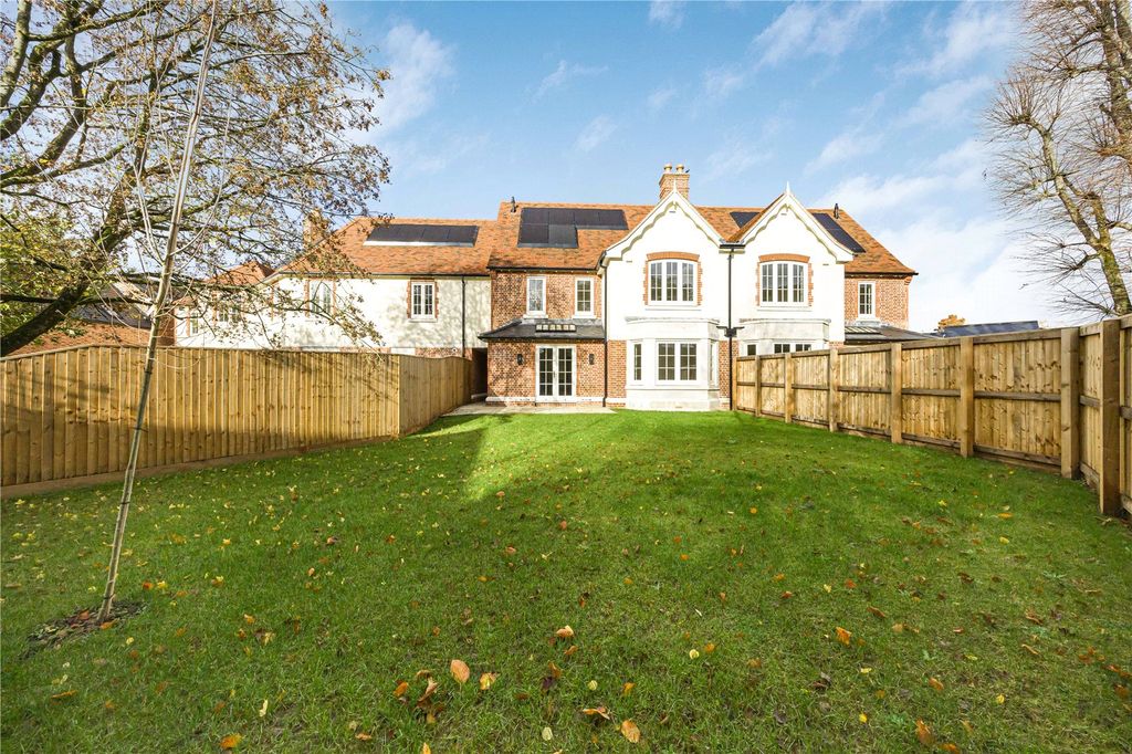 Property photo 1 of 23 Picture No. 04