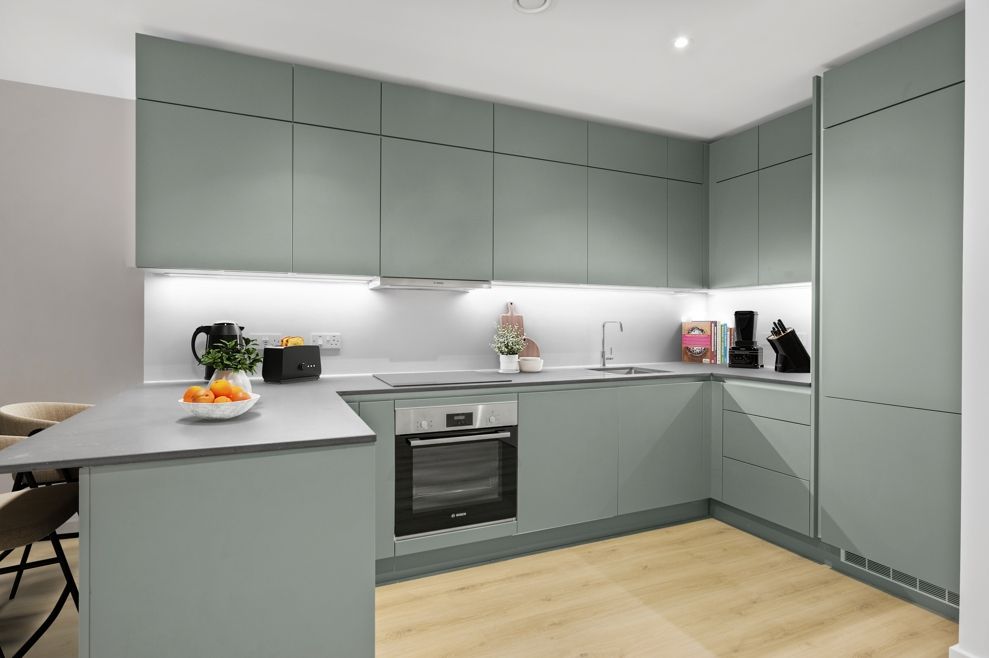 Property photo 2 of 23 Living & Kitchen