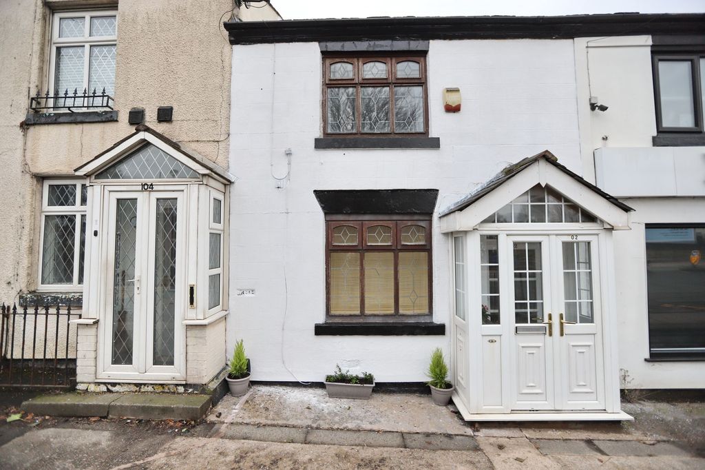 Property photo 1 of 16