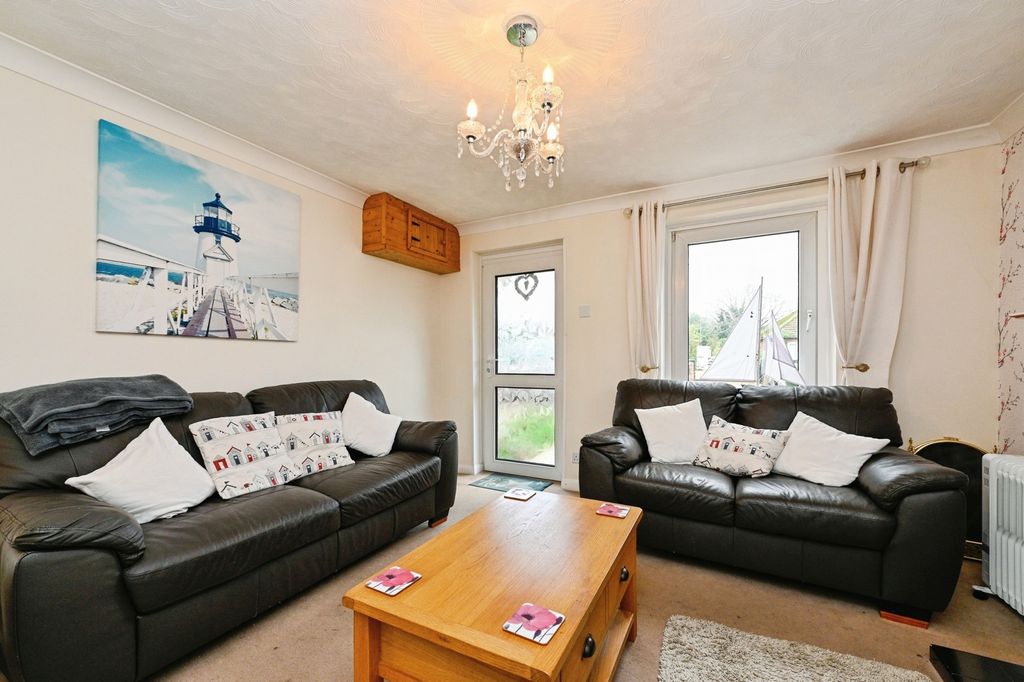 Property photo 2 of 18 Pbox-Img.Jpg