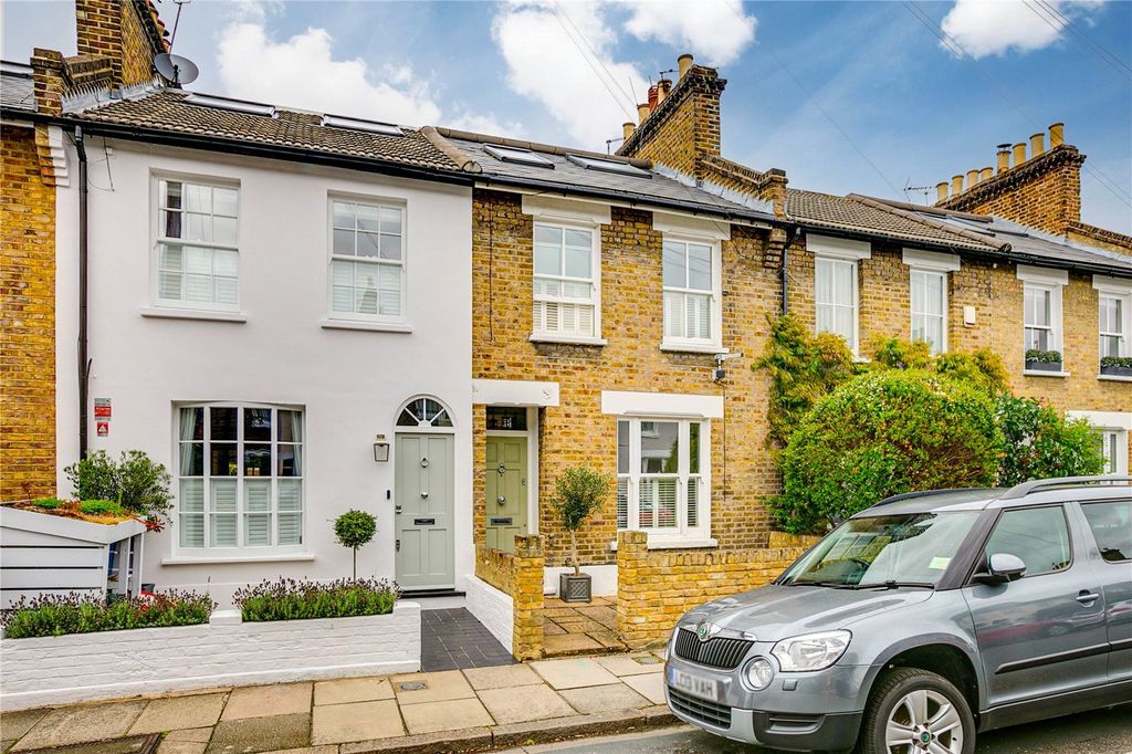 Property photo 1 of 9