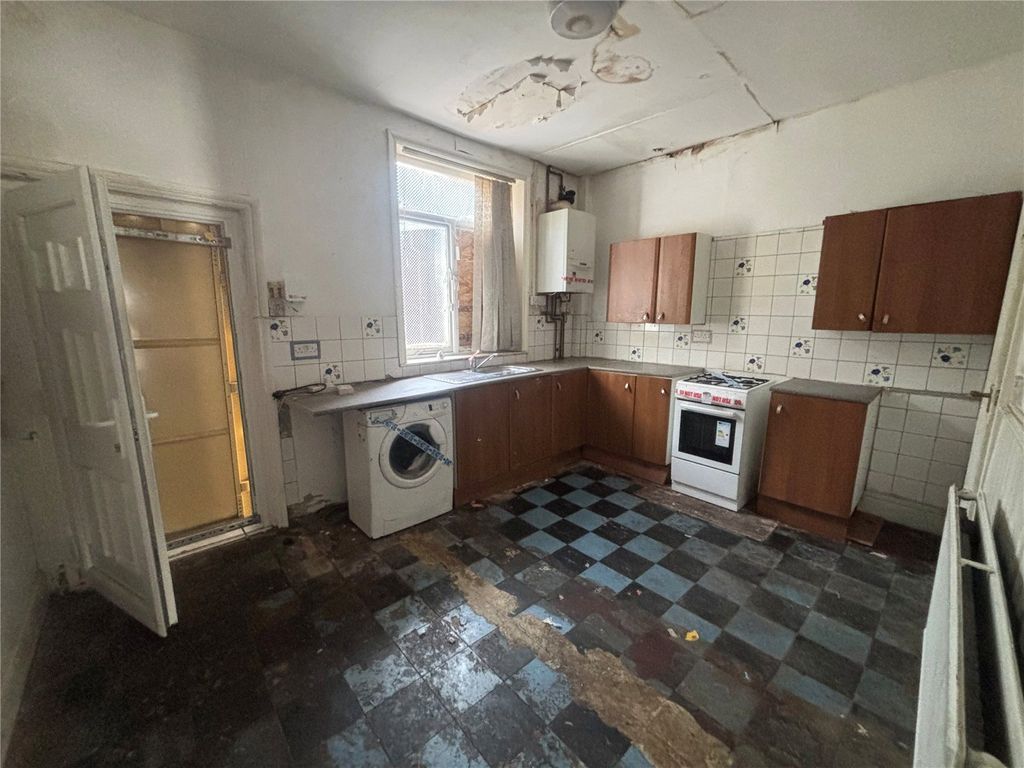 Property photo 3 of 7 Picture No. 04