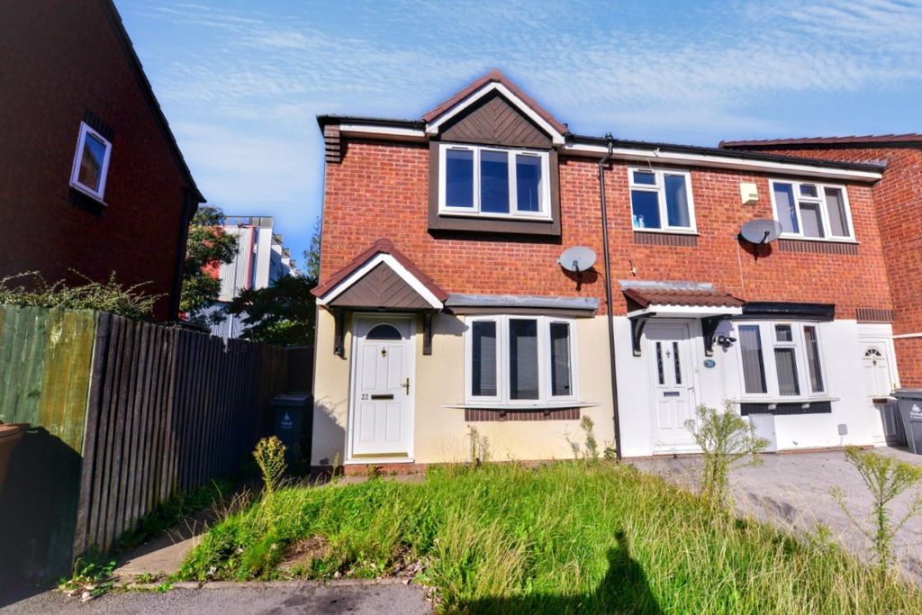 Property photo 1 of 17 22 Brittania Road, Walsall, West Midlands, Ws1 4Nb