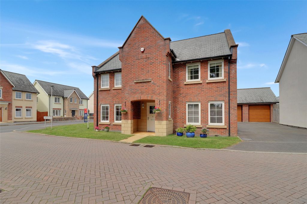 Property photo 1 of 16 Picture No. 23