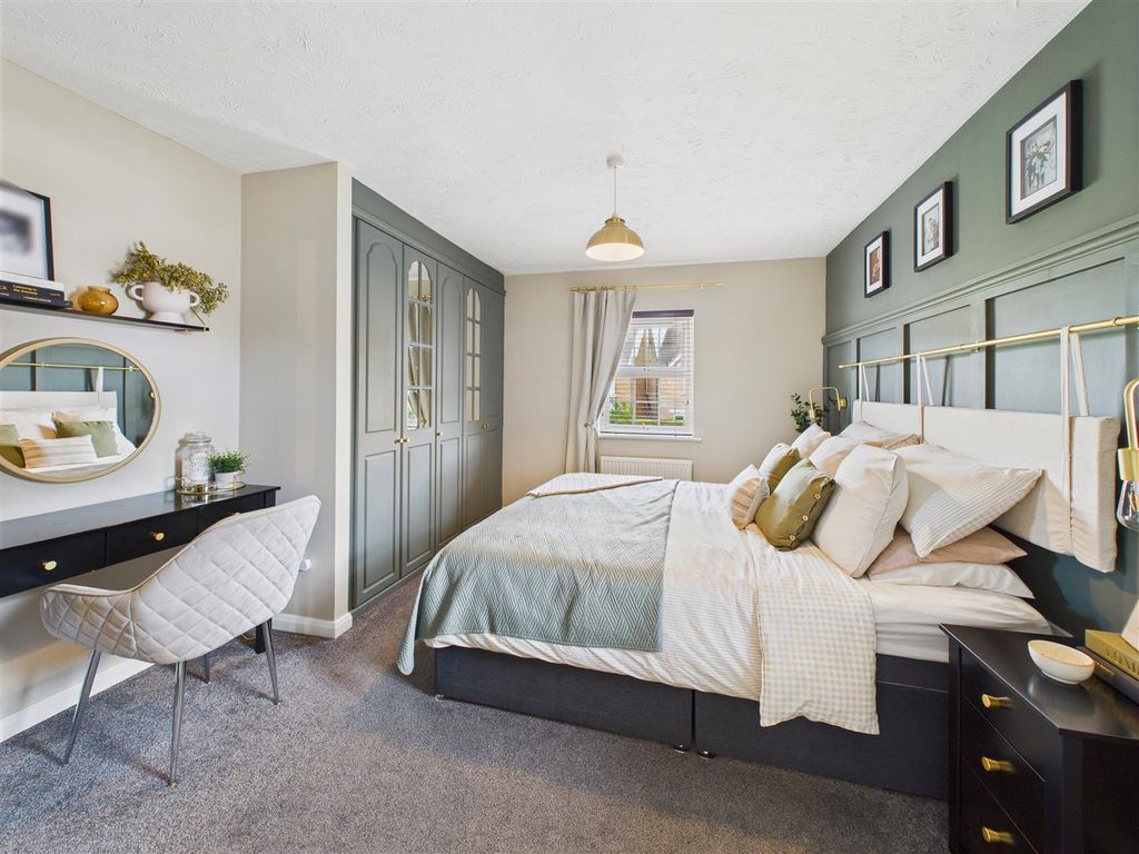 Property photo 3 of 15 Bedroom 1