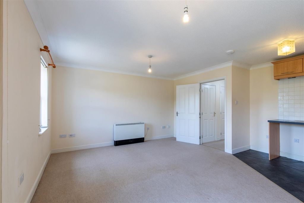 Property photo 3 of 15 S03.Jpg
