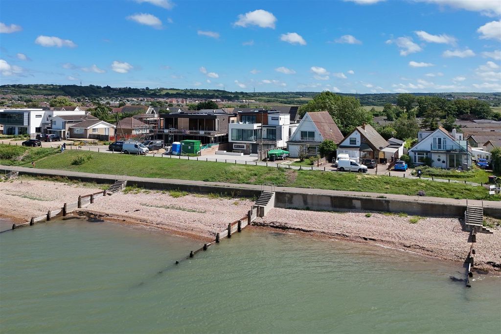 Property photo 2 of 36 Preston Parade, Seasalter, Whitstable