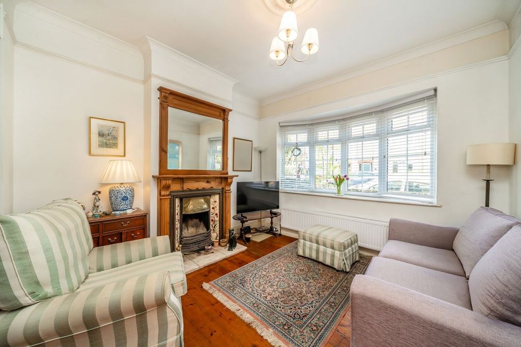 Property photo 2 of 7