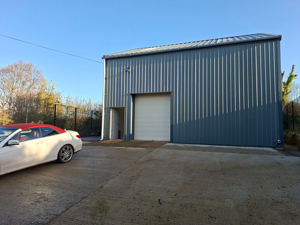 Property photo 1 of 4