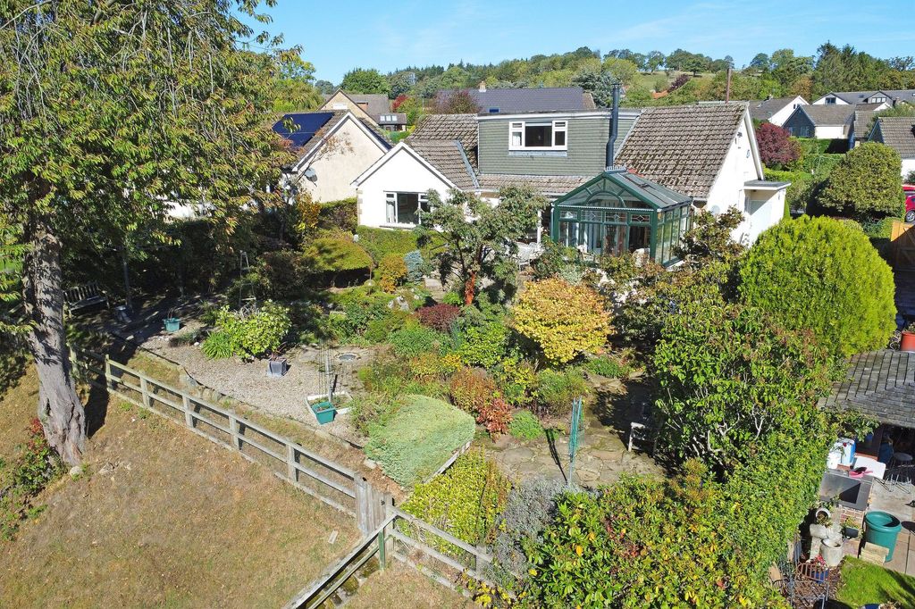 Property photo 1 of 25