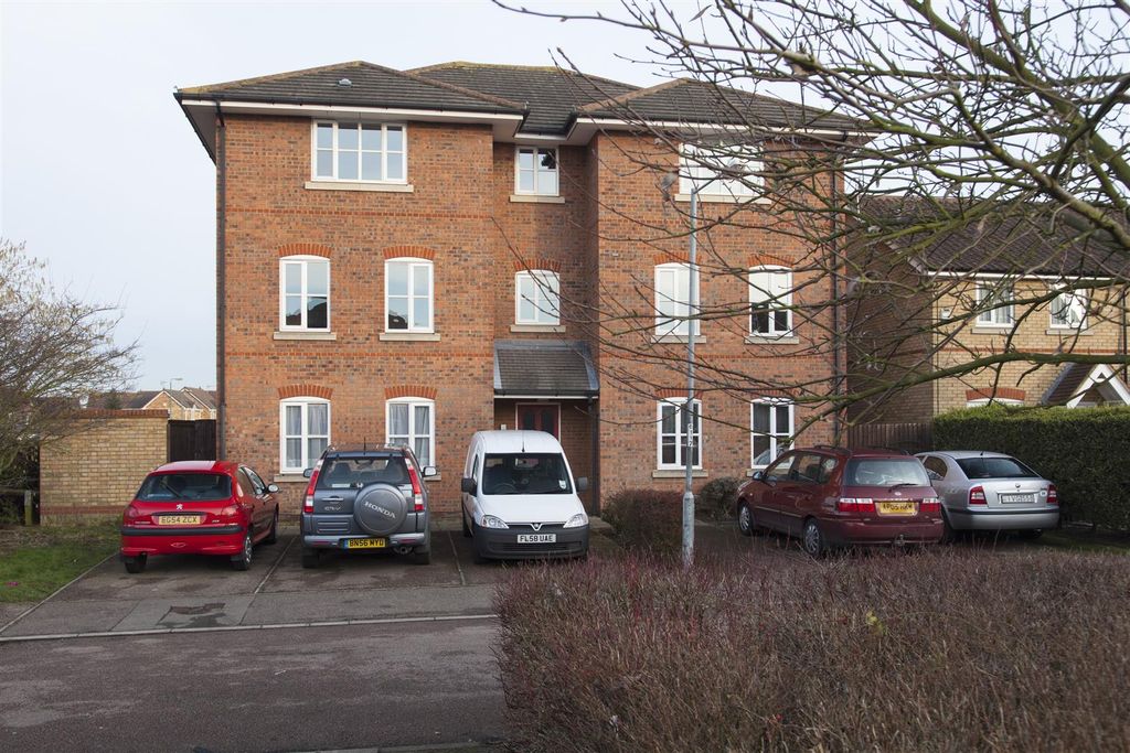Property photo 1 of 7