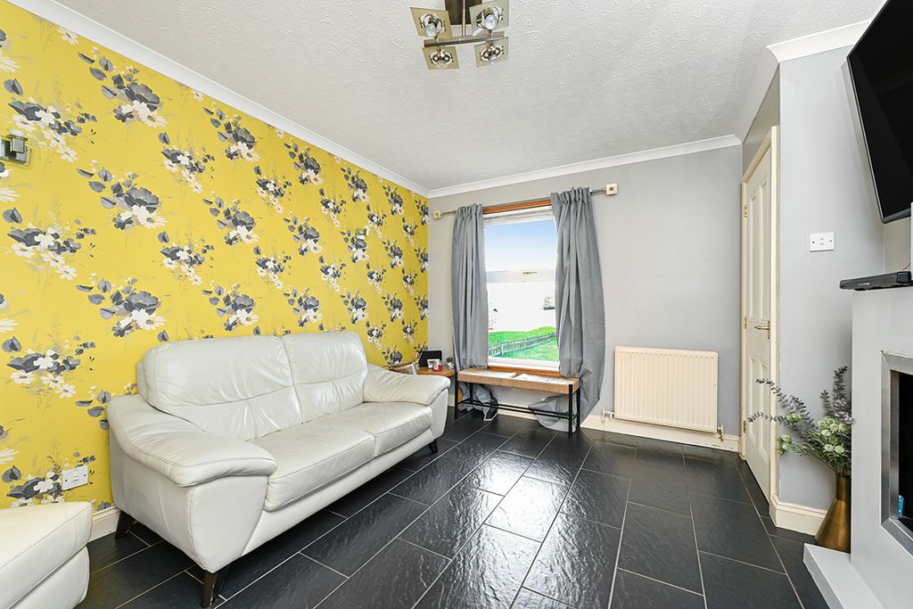 Property photo 2 of 21 Property Image 2