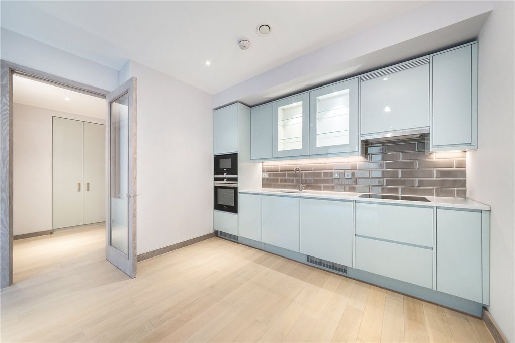 Property photo 2 of 9 Open Plan Kitchen