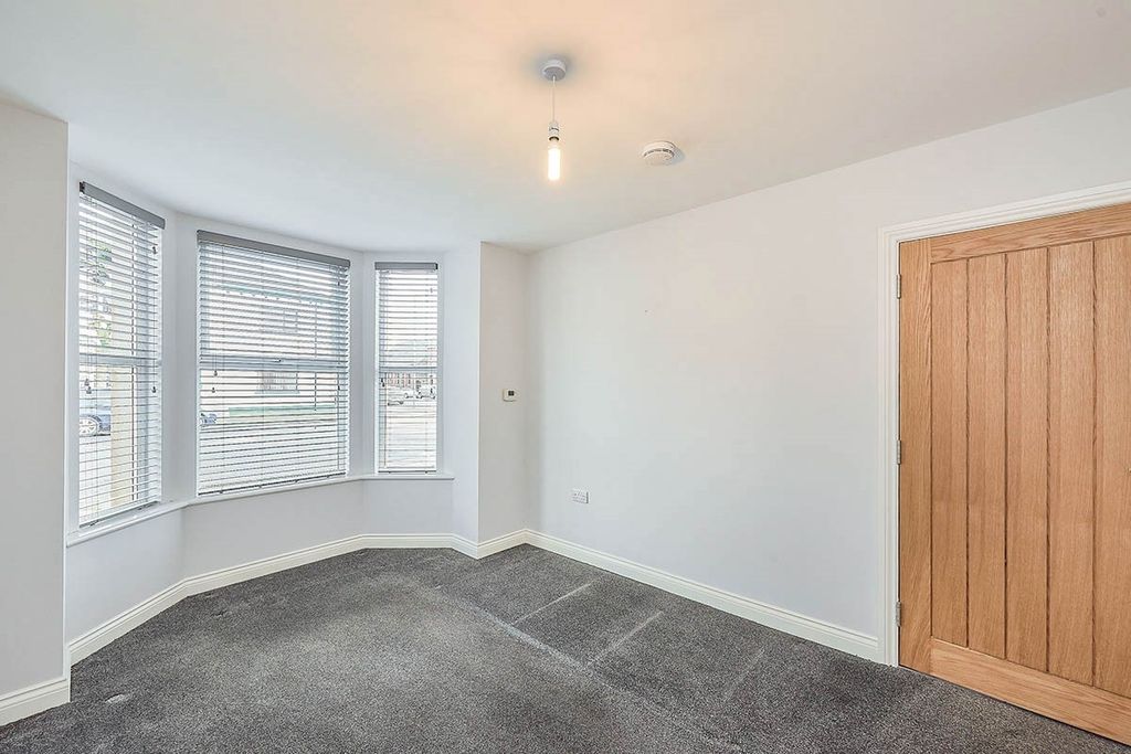 Property photo 3 of 12 Living Room