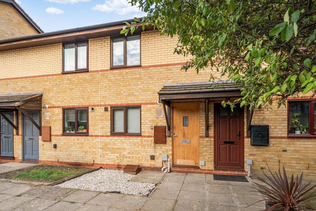 Property photo 1 of 10 1-6Abcef02Bfcbf-1...