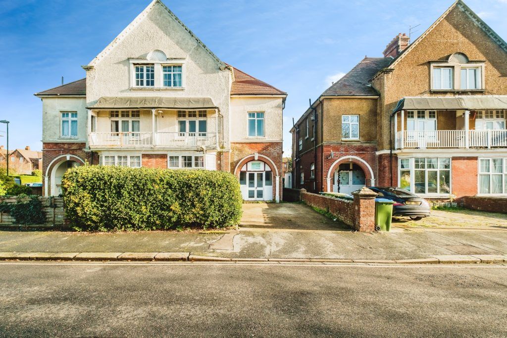 Property photo 1 of 58