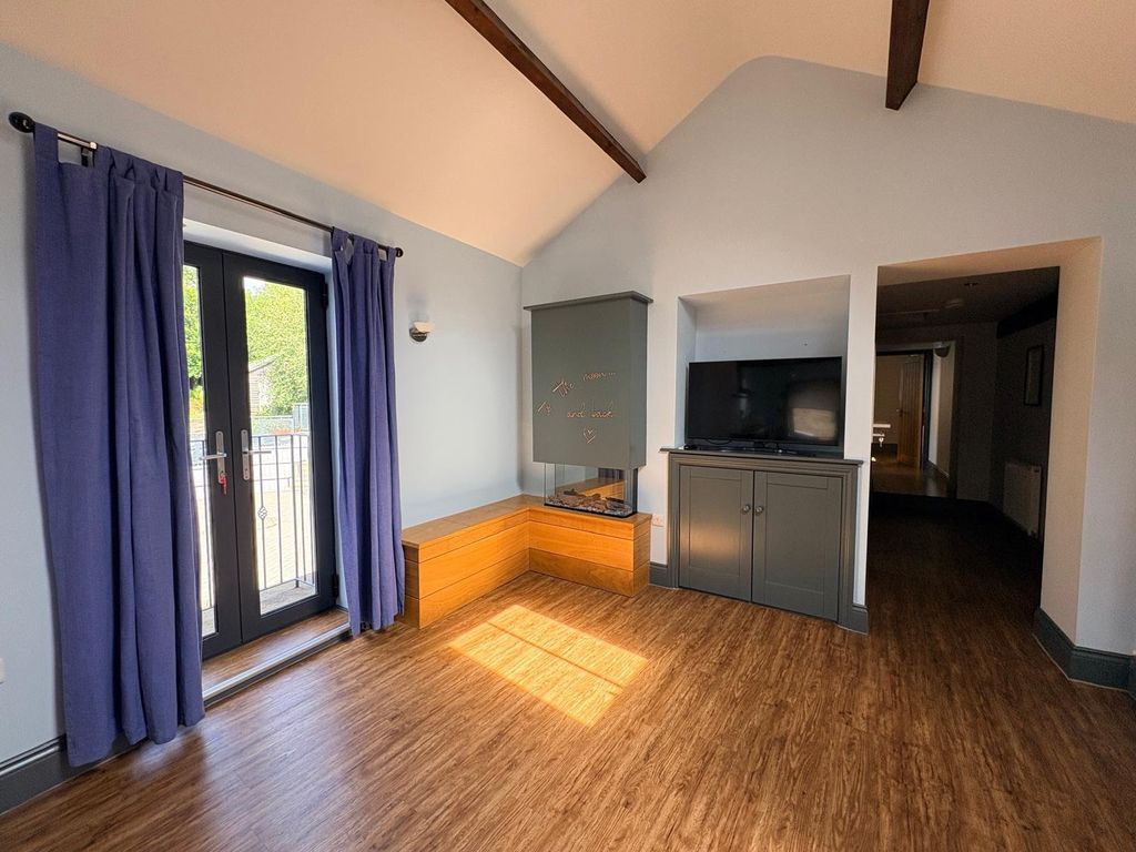 Property photo 3 of 13 Picture No. 07
