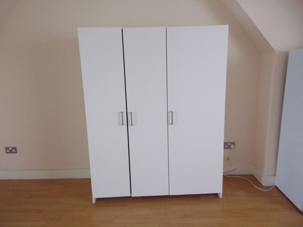 Property photo 2 of 5