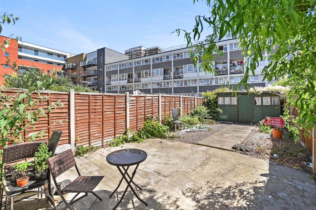 Property photo 2 of 8 Picture No. 06