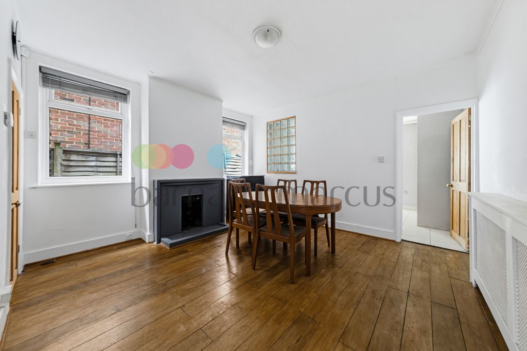 Property photo 3 of 10 Dining Room