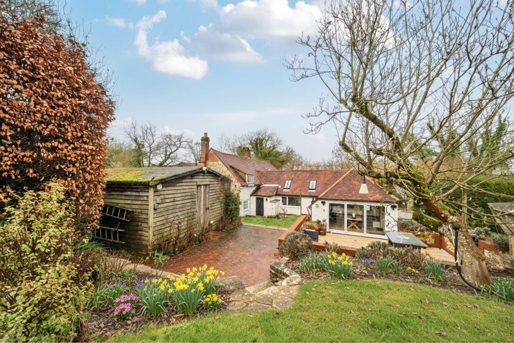 Property photo 1 of 18