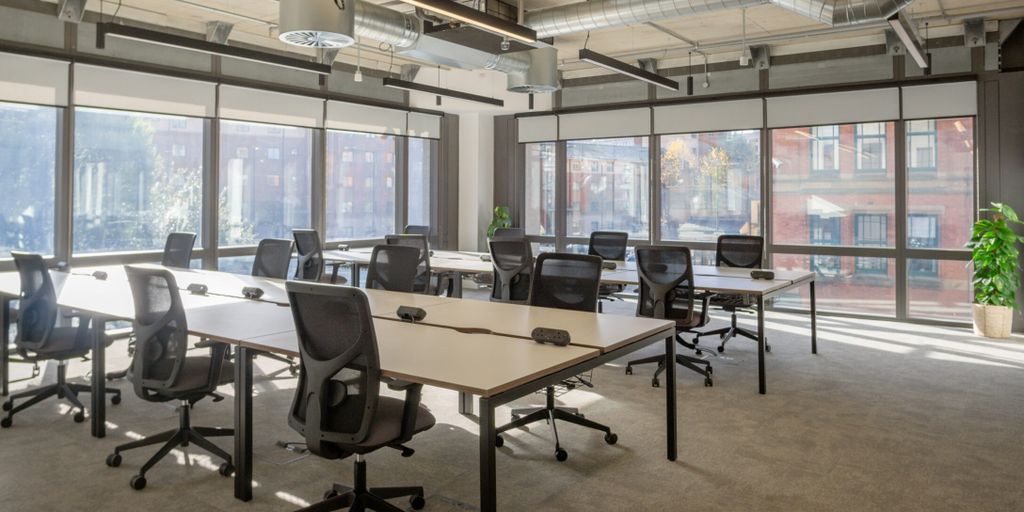 Property photo 2 of 16 Office