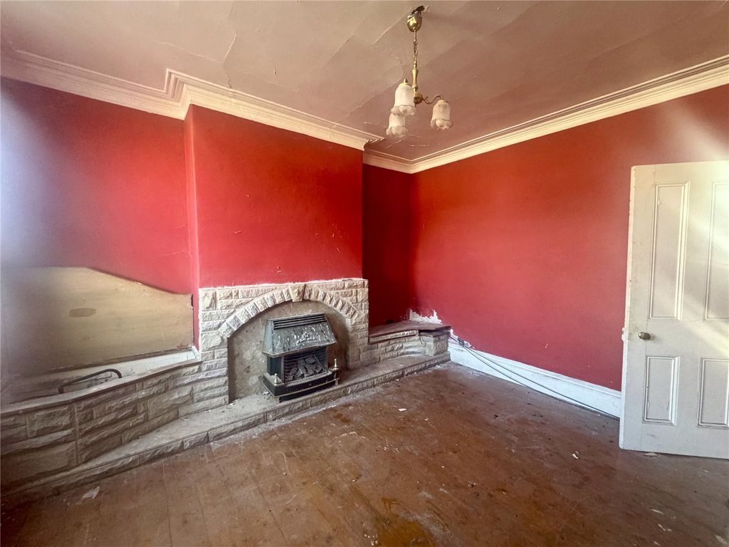 Property photo 1 of 3 Picture No. 02