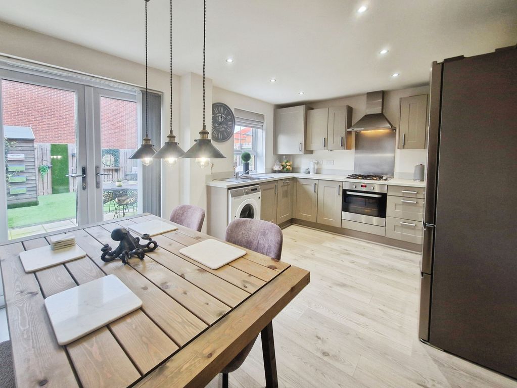 Property photo 3 of 23 097B0189-1000082959