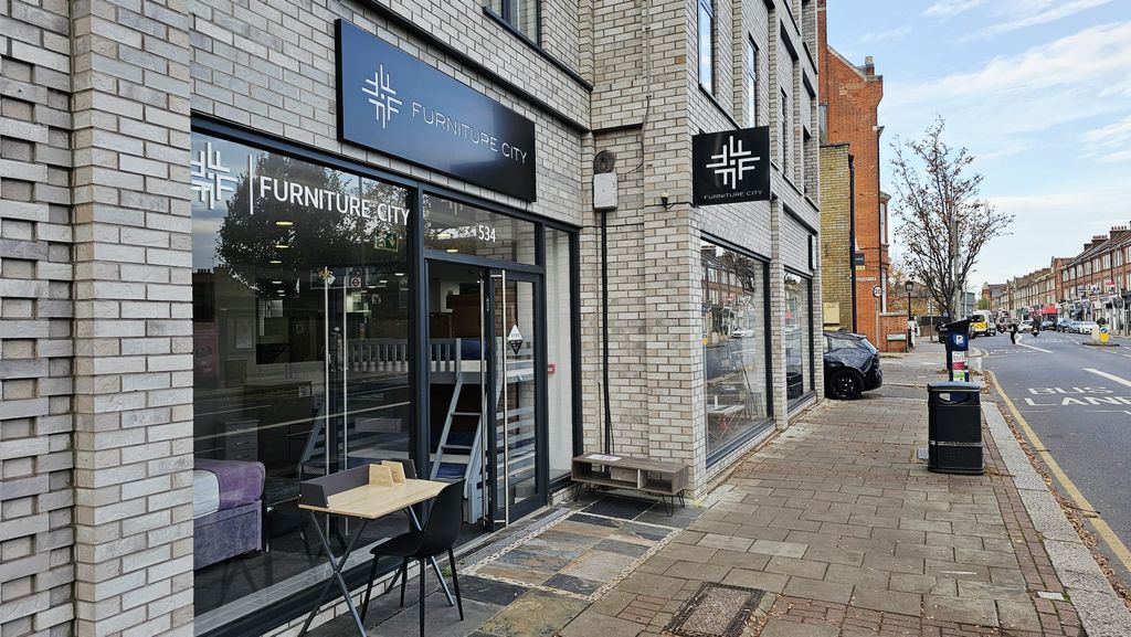 Property photo 1 of 7