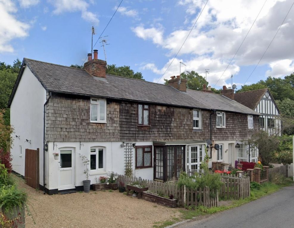 Property photo 1 of 14 61R2E.Jpg