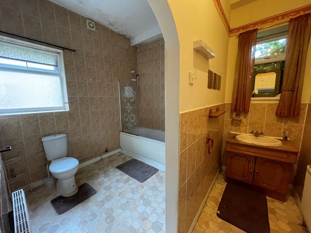 Property photo 3 of 4 20220912_104244344_Ios